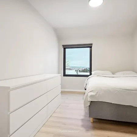 Moderne Hus Med Flott Beliggenhet Og Naerhet Til Narvikfjellet Og Byen * Narvik